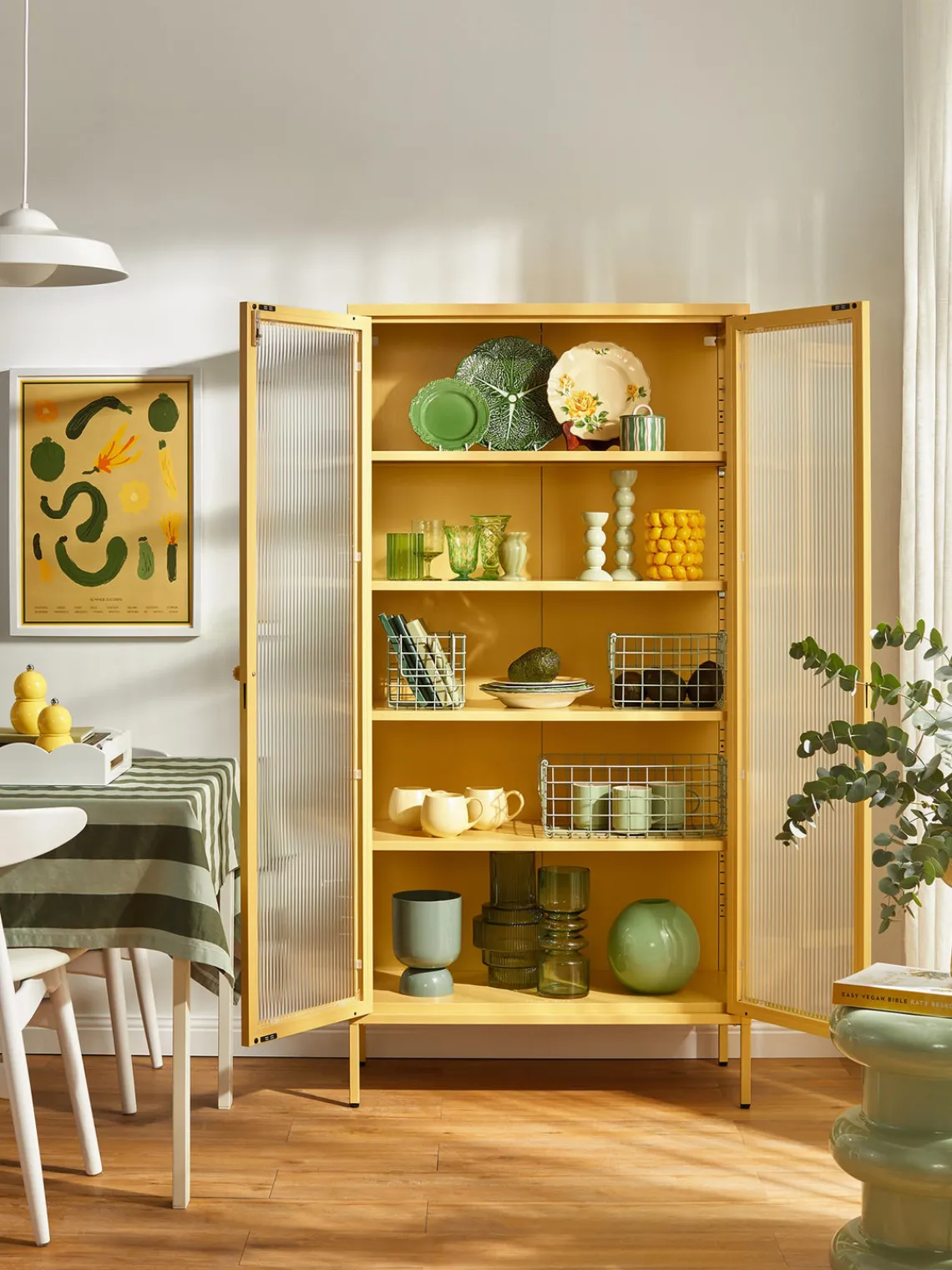 Vitrinas|Vitrinas>Mustard Made Vitrina de metal con cristal acanalado The Collector Amarillo claro