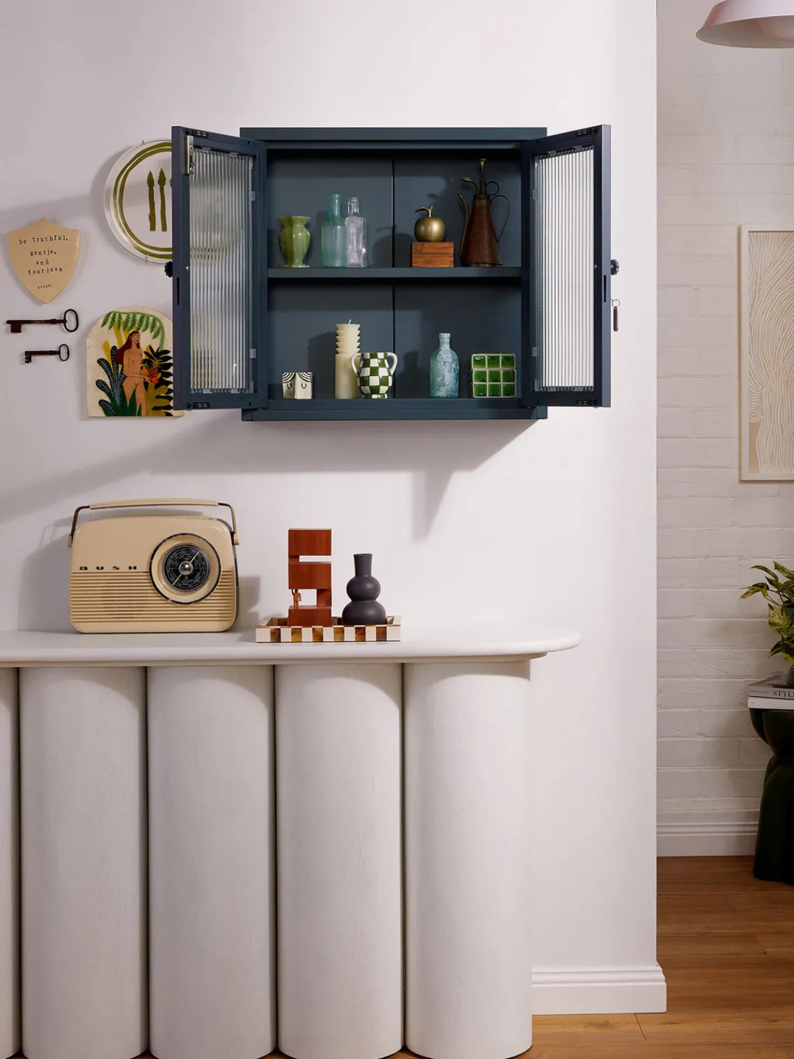 Best Vitrina de pared The Kit Estanterías De Pared|Vitrinas