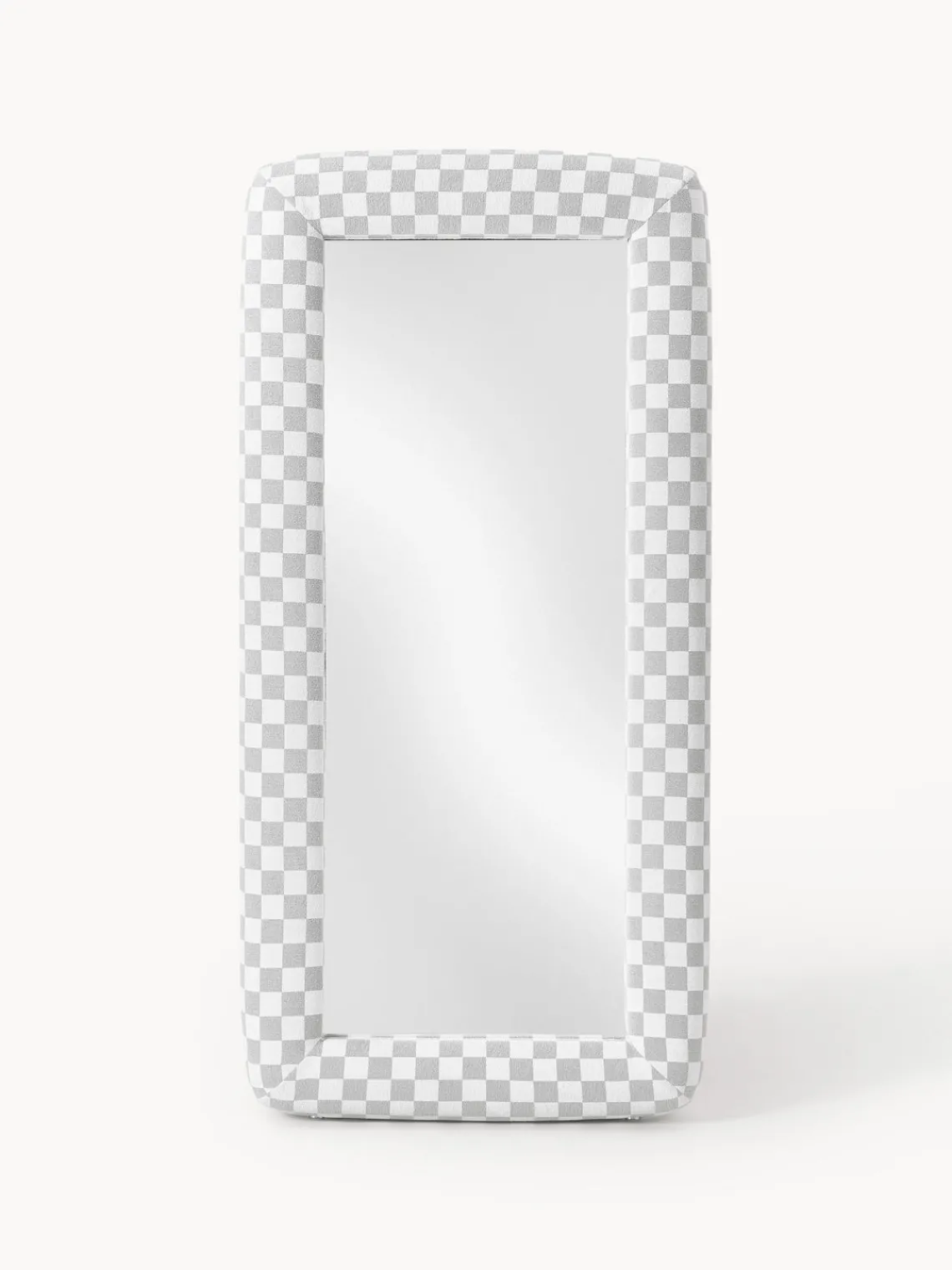 New Westwing | Crosby Studios, espejo de pie con marco tapizado Glace Jarrones|Decoración