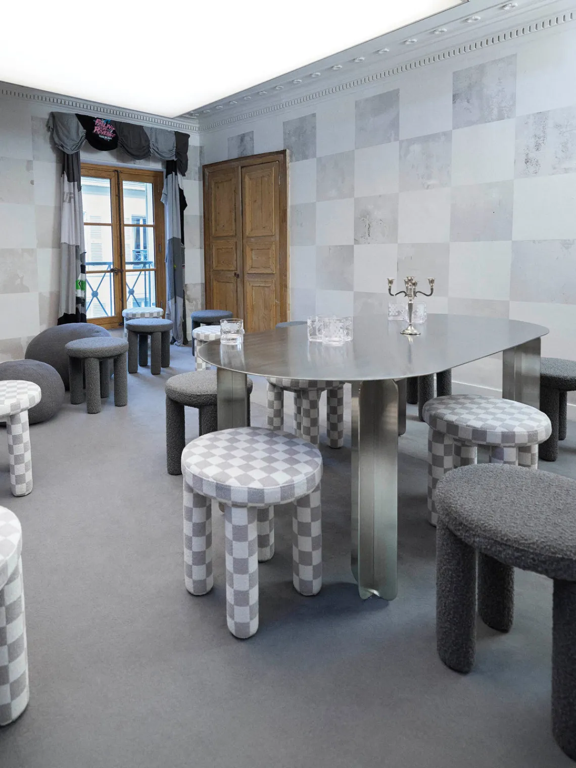 Pufs Y Otomanos|Pufs Y Otomanos>Westwing Collection Westwing | Crosby Studios, taburete tapizado en tejido bouclé Azul